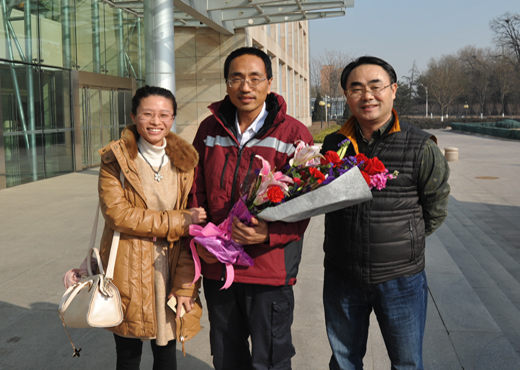 北京佑安医院张宏伟博士从埃博拉一线凯旋回国